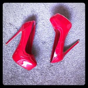 Red Patent Leather Pump